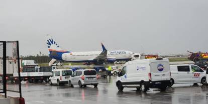 Gaziantep Uçağında Can Pazarı! Pistte Teker Koptu, Kanat Parçalandı