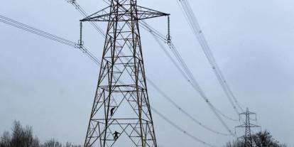 Gaziantep’in lüks mahallesi’nde toplam 12 saatlik elektrik kesintisi vatandaşı çileden çıkardı!