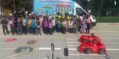 Gaziantep'te Jandarmadan öğrencilere güvenli trafik eğitimi