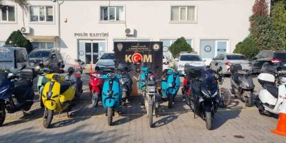 Gaziantep'te Motosiklette vergi ve ehliyet dolandırıcılarına operasyon