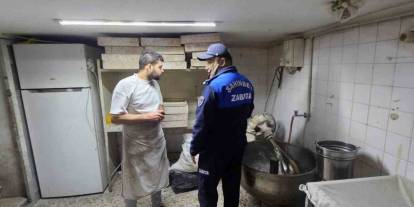 Şahinbey Belediyesi zabıta ekiplerinden gece denetimi