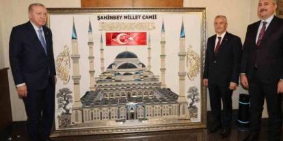 Cumhurbaşkanı Erdoğan’a Tahmazoğlu'ndan Özel Hediye
