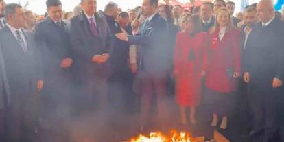 Gaziantep’te Nevruz Ateşi Yakıldı: Birlik ve Kardeşlik Mesajı