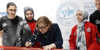 GİBTÜ teknoloji takımları Başkan Şahin’den tam not aldı