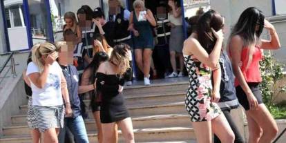 Gaziantep'te masaj salonlarına fuhuş operasyonu! 28 Gözaltı