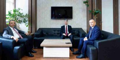 Vali Çeber’den Adliyeye Önemli Ziyaret