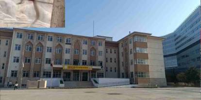 Gaziantep'te Fen Lisesini Yılanlar Bastı! İşte 'O' Anlar