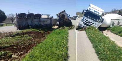 Kilis-Gaziantep karayolunda beton mikseri devrildi