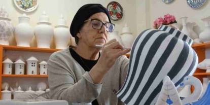 Gaziantep'te Çini, kadınların ellerinde hayat buluyor