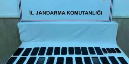 Gaziantep’te 1,7 milyon TL değerinde kaçak cep telefonu ele geçirildi