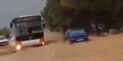 Gaziantep’te kuvvetli yağış etkili oldu: Yollar göle döndü