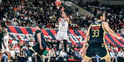 Gaziantep Basketbol yarı finale galibiyetle başladı! Konya BB karşısında geri dönüş
