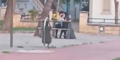 Gaziantep'te çocuk parkında uygunsuz hareketler tepki topladı