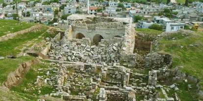 Gaziantep'te depremde hasar gören tarihi iç kale camii restorasyon bekliyor
