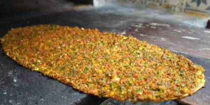 Gaziantep’in tescilli lezzeti lahmacun 180 TL’den satılıyor