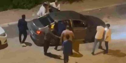 Gaziantep'te Mahalleyi Ayağa Kaldıran Kavga! Tekme ve Sopalar Havada Uçuştu