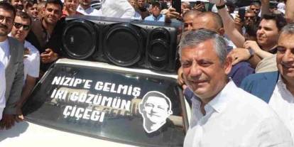 Gaziantep'te Gündem Yaratan Kare! Özgür Özel'in Nizip Ziyareti Sosyal Medyada Olay Oldu