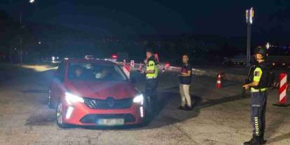 Gaziantep'te Şok Denetim: Araması Bulunan 25 Kişi Kıskıvrak Yakalandı!