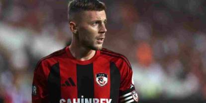 Gaziantep FK'da Maxim Sürprizi! İki Kat Maaşı Reddetti