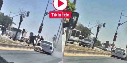 Gaziantep'te trafik ışıklarında korku! Otomobil saniyeler içinde alev aldı