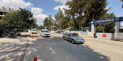 SON DAKİKA | Gaziantep’te Karakol Önünde Kanlı Olay: 39 Yaşındaki Adam Ağır Yaralı