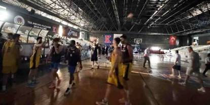 Gaziantep Basketbol Maçında Beklenmedik Gelişme! Karşılaşma Tamamlanamadı