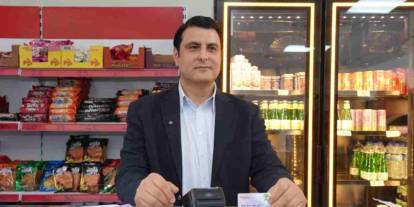 Umut Yılmaz’dan bir destek de liseli öğrencilere