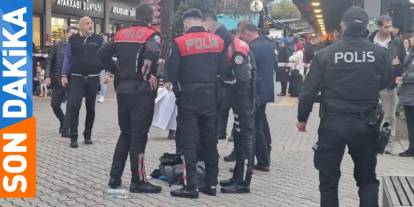 AVM’de Dehşet: Silahı ateş alınca kendini vurdu