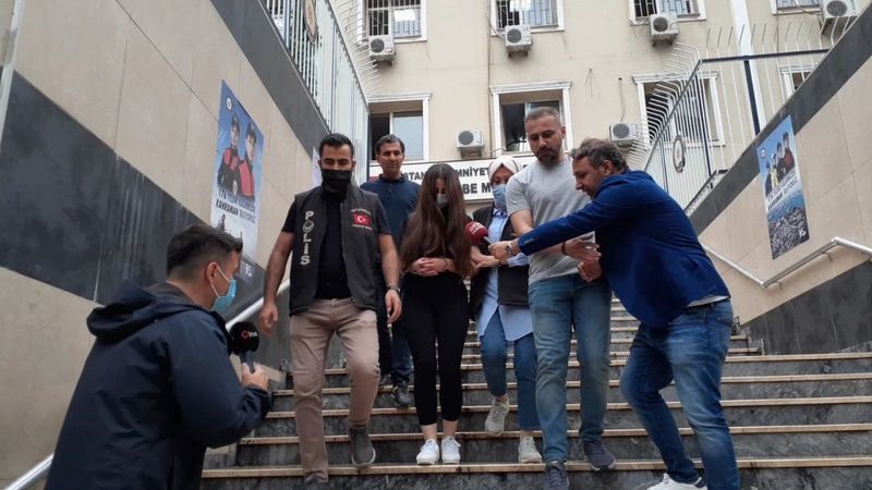 Son Dakika...Sevgilisi tarafından öldürülen Gaziantep Doğumlu Uzman Çavuş 'YILDIRIM ' Oğuzeli İlçesinde toprağa verildi