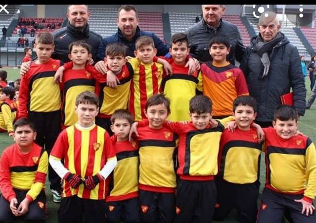 Kenan Yücel Yazıyor...Futbol Okulları ve Bim, Şok, A101'ler...!