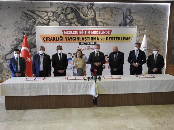 Gaziantep’te çıraklığı yaygınlaştırmak için protokol imzalandı