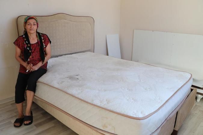 Sıcak Haber: Gaziantep'te kirayı ödeyemediği için evden atıldı...Eşi tarafından terk edilen kadın kirayı ödeyemediği için evden atıldı