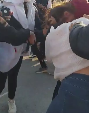 Video Haber:Liseli kız öğrencilerin kavgası kamerada