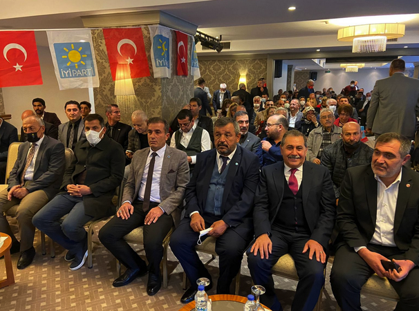 İYİ Parti Gaziantep İl Başkanı Yıldırım: Yeni bir sayfa açıyoruz