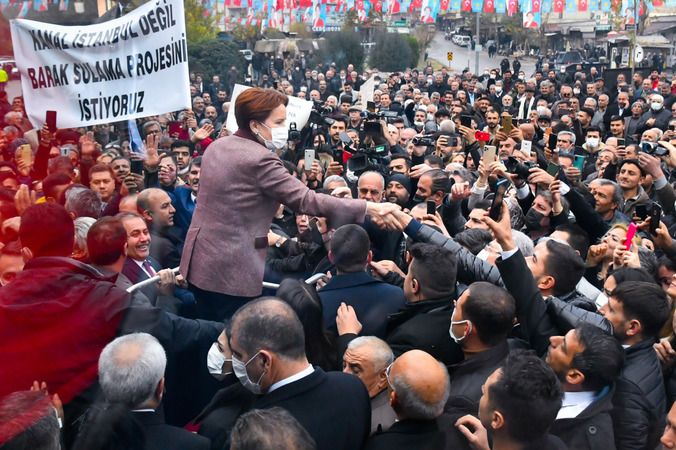 Son Dakika: Video Haber...İYİ Parti Genel Başkanı Meral Akşener, Gaziantep'te