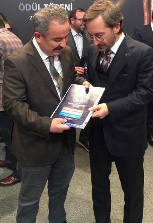AYD Başkanı Sinan Burhan, İletişim Başkanı Fahrettin Altun’u ziyaret etti