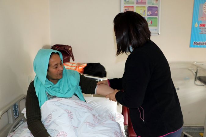 Son Dakika: Video Haber...Gaziantep'te kar nedeniyle kırsaldaki 76 hamile kadın hastane ve otellere alındı
