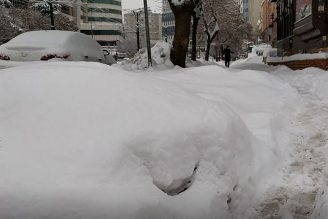 Son Dakika: Video Haber...Gaziantep’te kar yağışı etkisini sürdürüyor