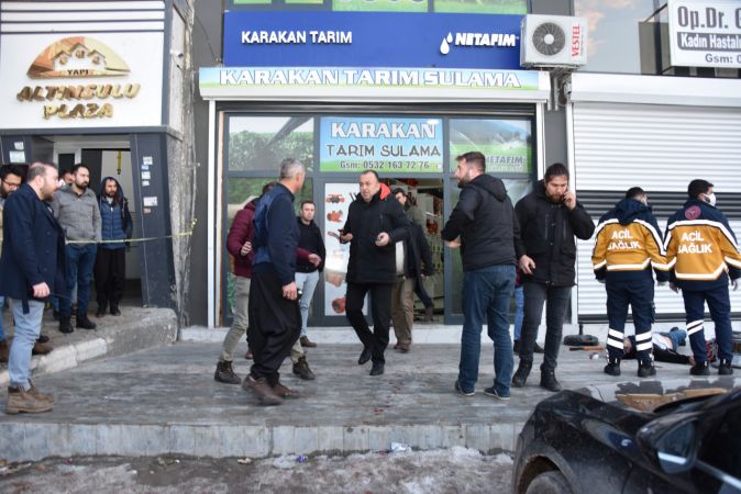 Son Dakika: Video Haber...Komşu İl Şanlıurfa'da silahlı kavgada 2 kişi öldü