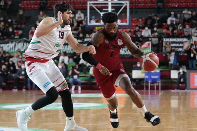 Gaziantep Basketbol'a Karşıyaka engeli