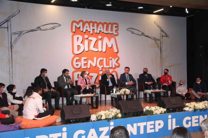 Video Haber: İçişleri Bakanı Soylu, Gaziantep’te gençlerle buluştu