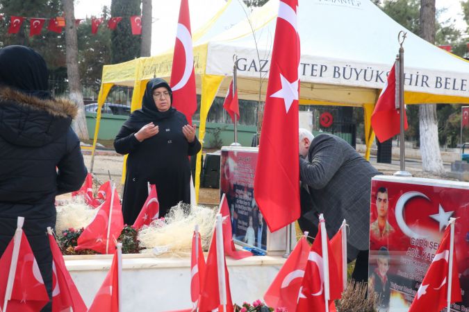 Video Haber:Gaziantep'te  Gara şehitlerini mezarı başında andı! Gara Şehitleri Kimlerdi? Ya Hak...