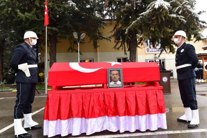 Gaziantep'te kalp krizi sonucu şehit olan komiser yardımcısının Mehmet Ali Kurtoğlu’nun cenazesi Kilis’e uğurlandı