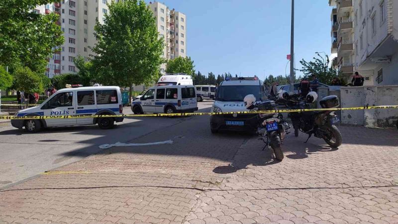 Gaziantep'te İki grubun pompalı tüfekli kavgasında 2 kişi öldü...