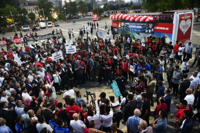 Gaziantep'in gururu şampiyonlar halkla buluştu